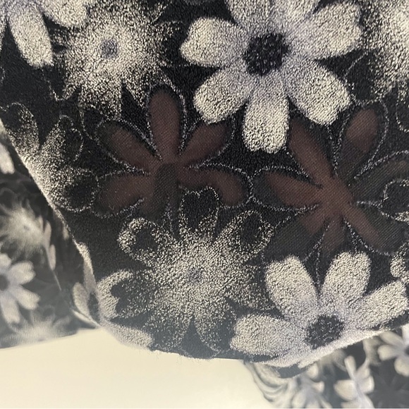 90s Burnout Daisy Print Mini Dress - Picture 6 of 7